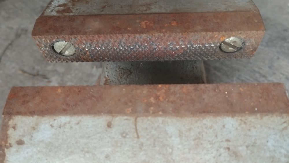 Тиски новые советские