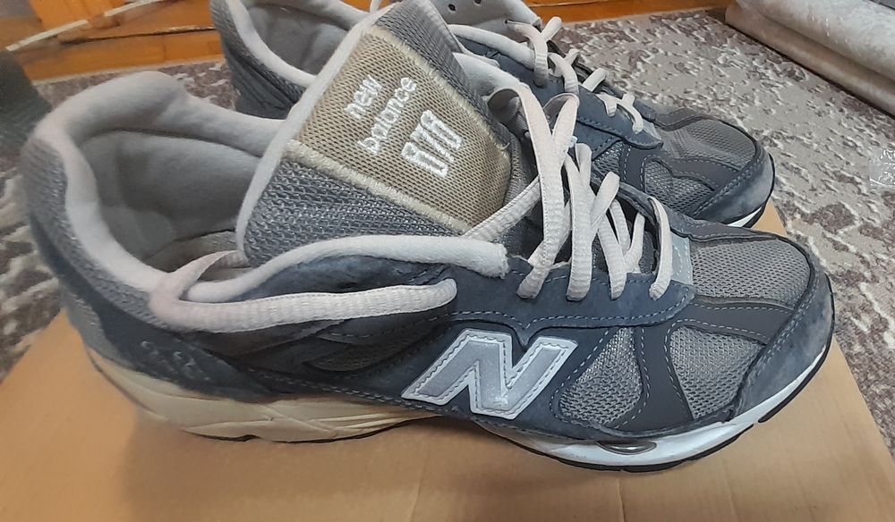 Продам кросівки New Balance 878