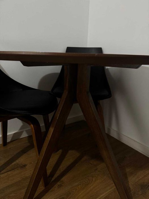 Mesa de Jantar Redonda