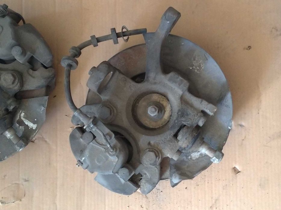 Manga de eixo, pinças, travão,frente VW Transporter T-4 2001