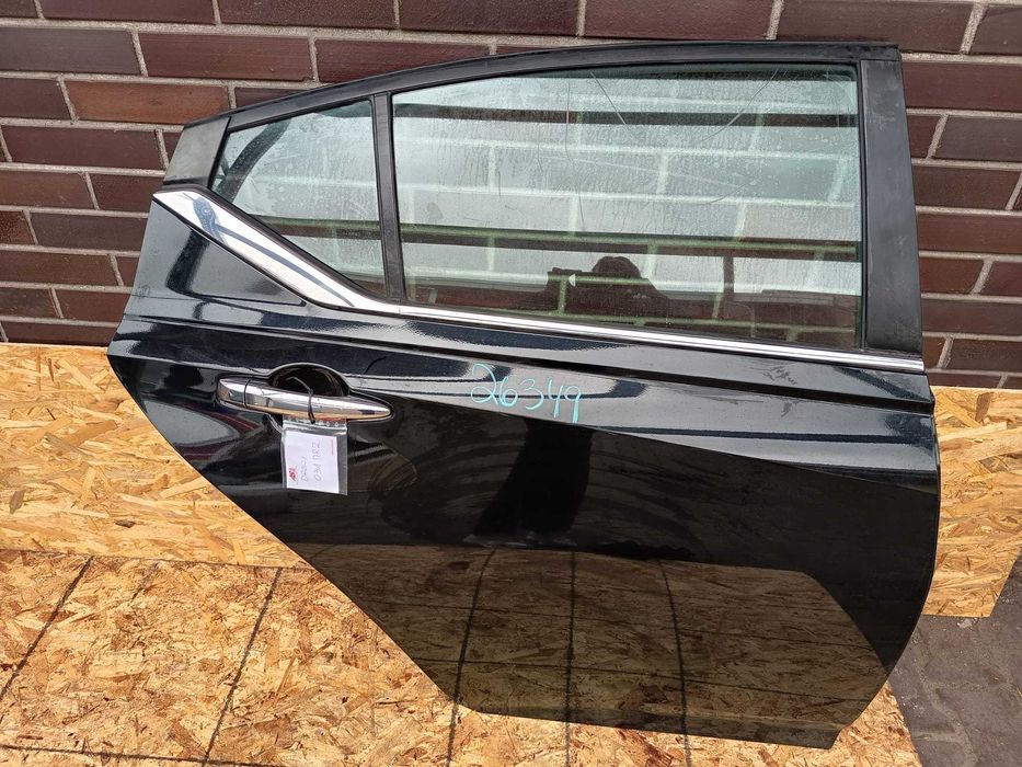 Nissan Altima 2019- Drzwi Lewe Tył KPL