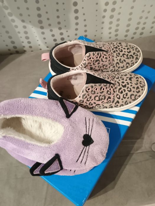 Buty/kapcie dziewczęce rozmiar 31
