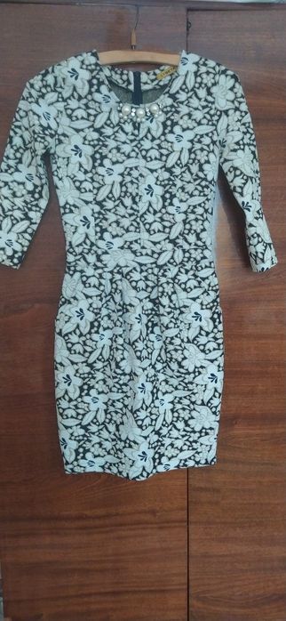 Жакардова нарядна сукня