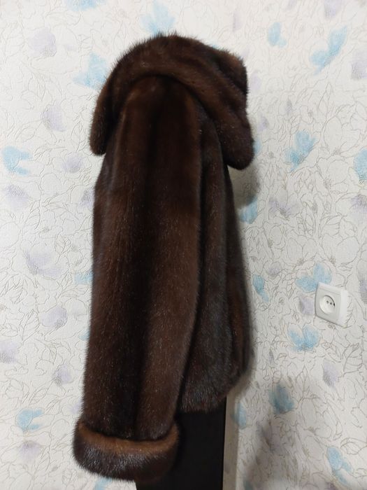 Натуральна норкова шубка