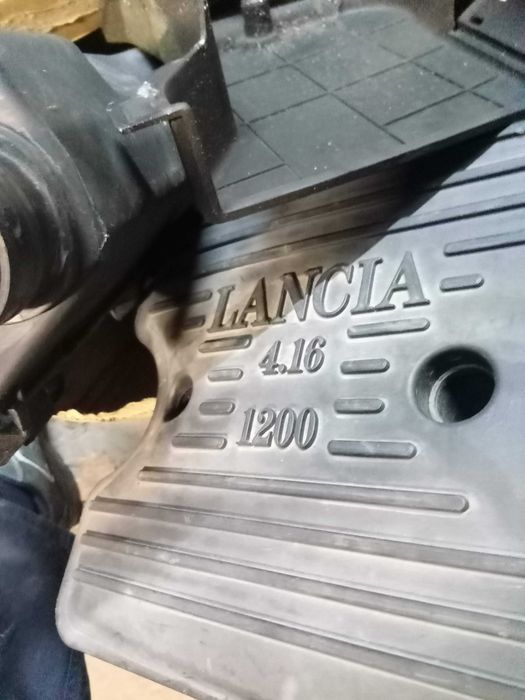 lancia y 1.2 16v 77600km ano 2000 — photo 5