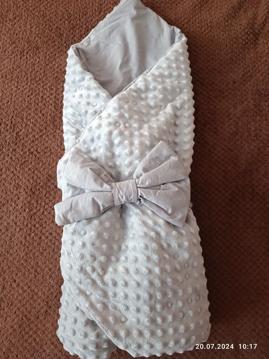 Продам конверт на виписку