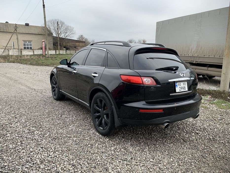 Продам хорошую Инфинити FX35