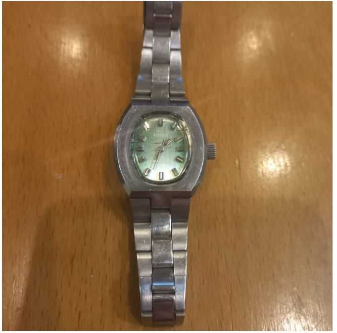 Relógio Amyria de senhora classico