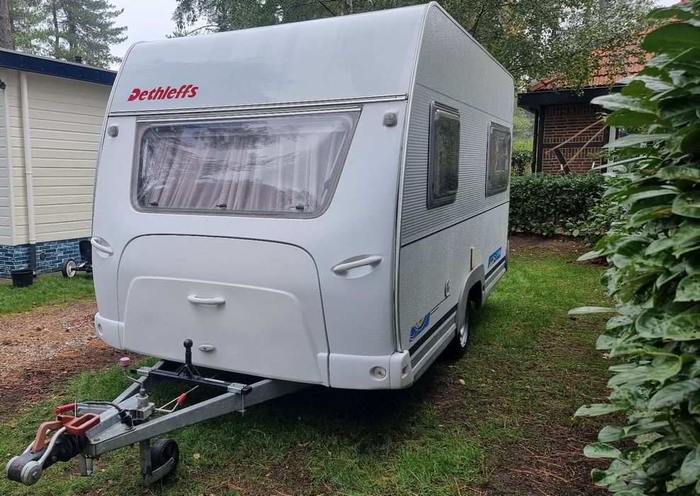 przyczepa kempingowa Dethleffs Camper420,4 os. 1100DMC,przedsionek