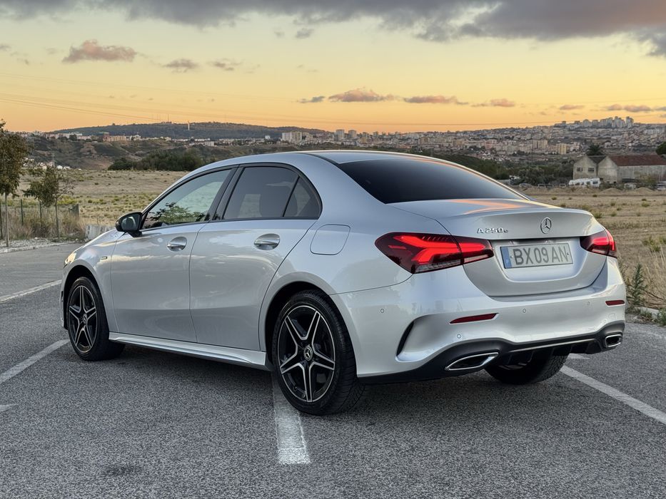 Mercedes A250e Limousine AMG 2021