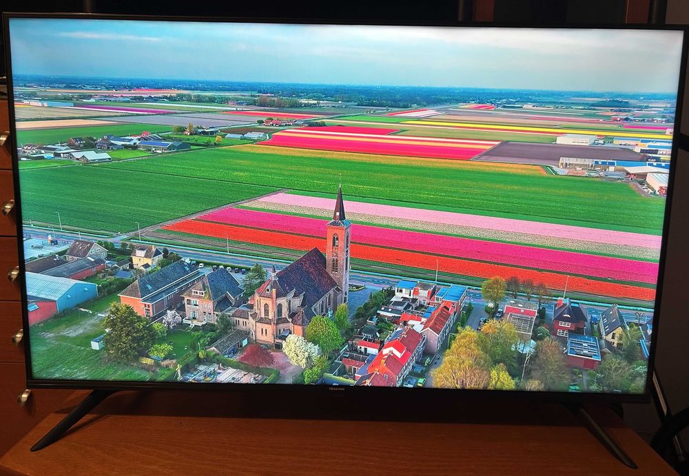 Telewizor Hisense 50” 4K UHD Smart TV. Idealny stan