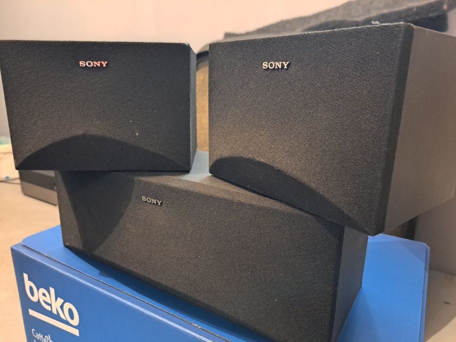 Kolumny 3 sztuki kino centralny satelity