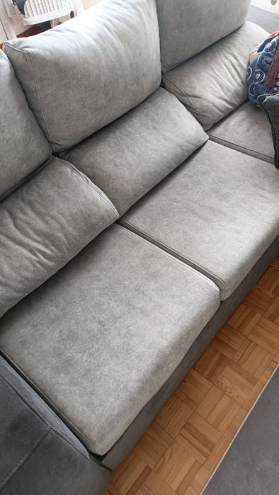 Sofá chaise longue e cama