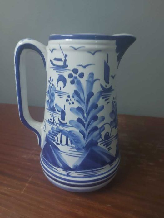 Jarro Azul e Branco