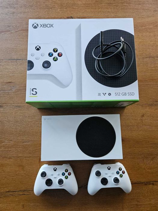 Zestaw Xbox Series S 512GB + 2x Pad + Pudełko (Stan jak nowy)