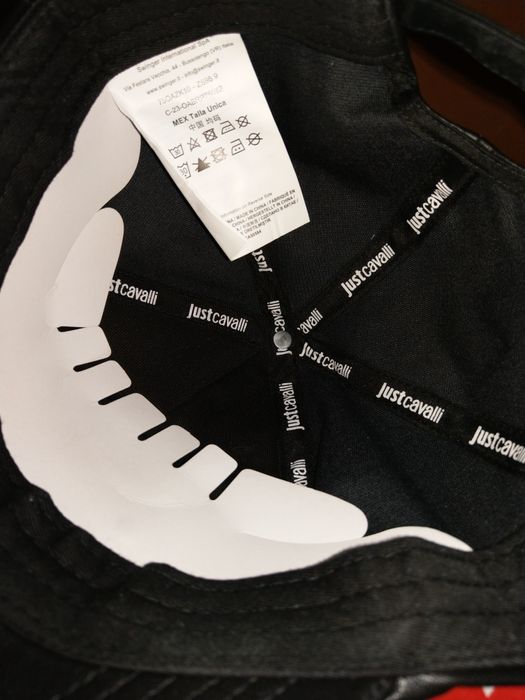 Wyprzedaż czapka męska Just Cavalli.