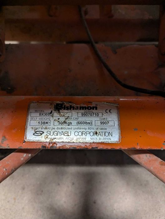 Vendo Mesa Elevatória Hidráulica Bishamon BX30SCE – 300 kg