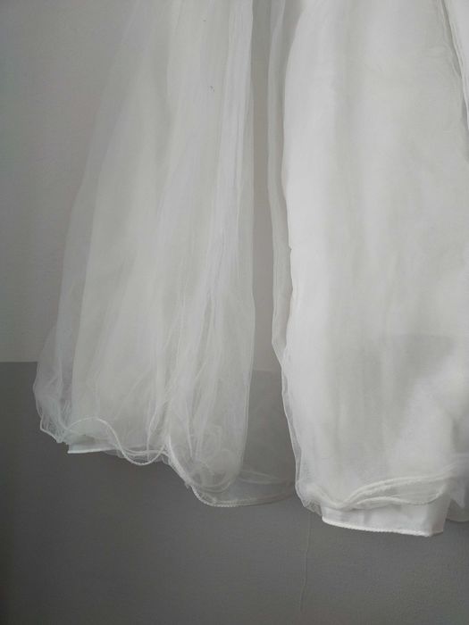 Sukienka komunijna z koronką