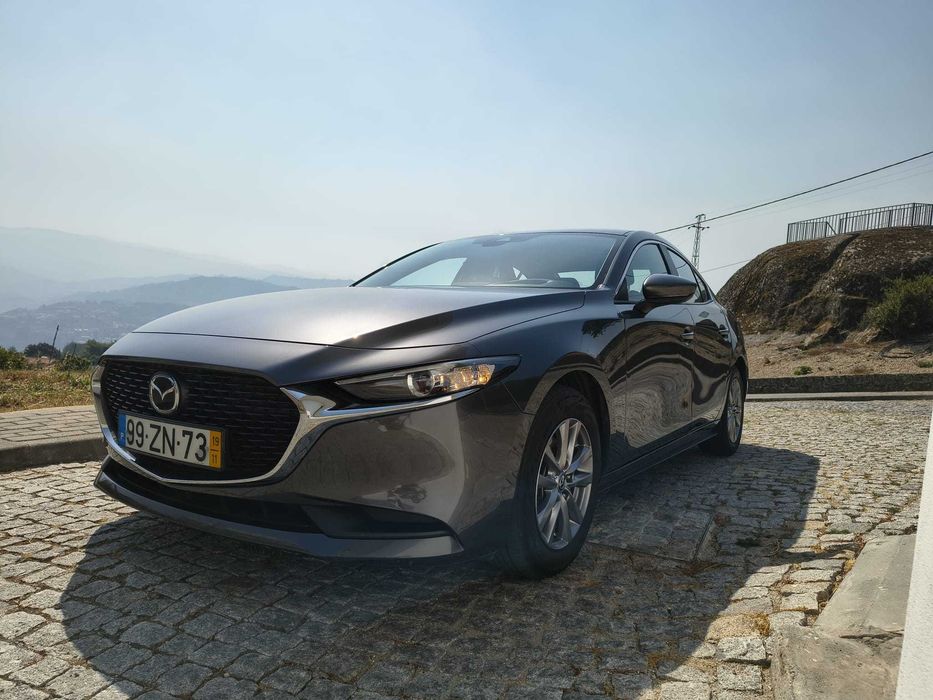 Mazda 3 2019 Sedan 1.8 Skyactiv-D Evolve para venda