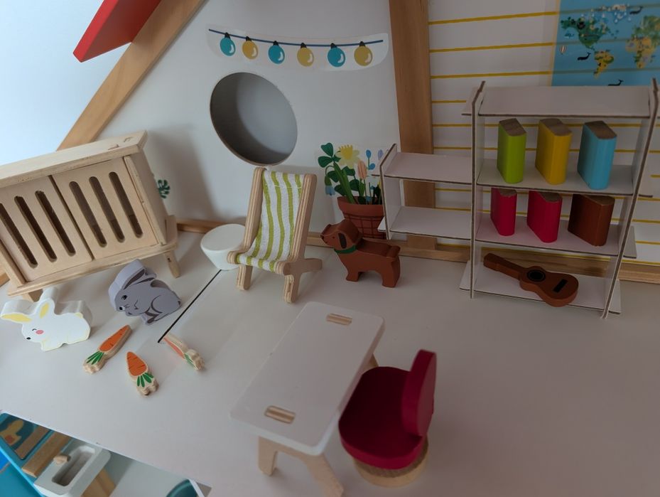 Casinha de brincar em madeira