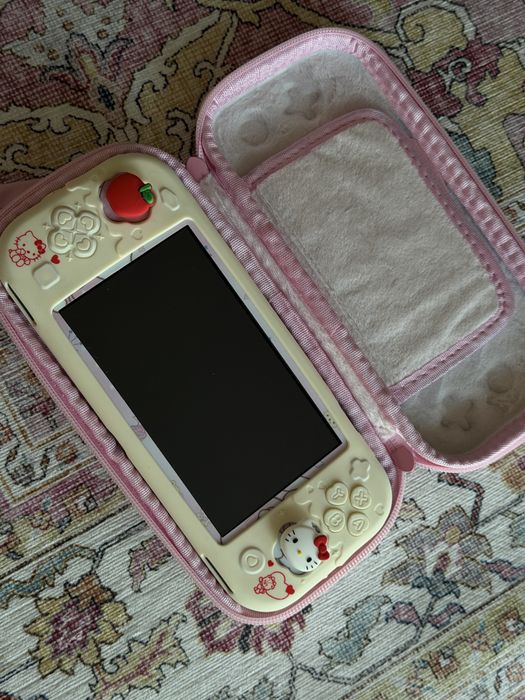 Nintendo Switch Lite Gry Zelda My Sims Hello Kitty Czarne