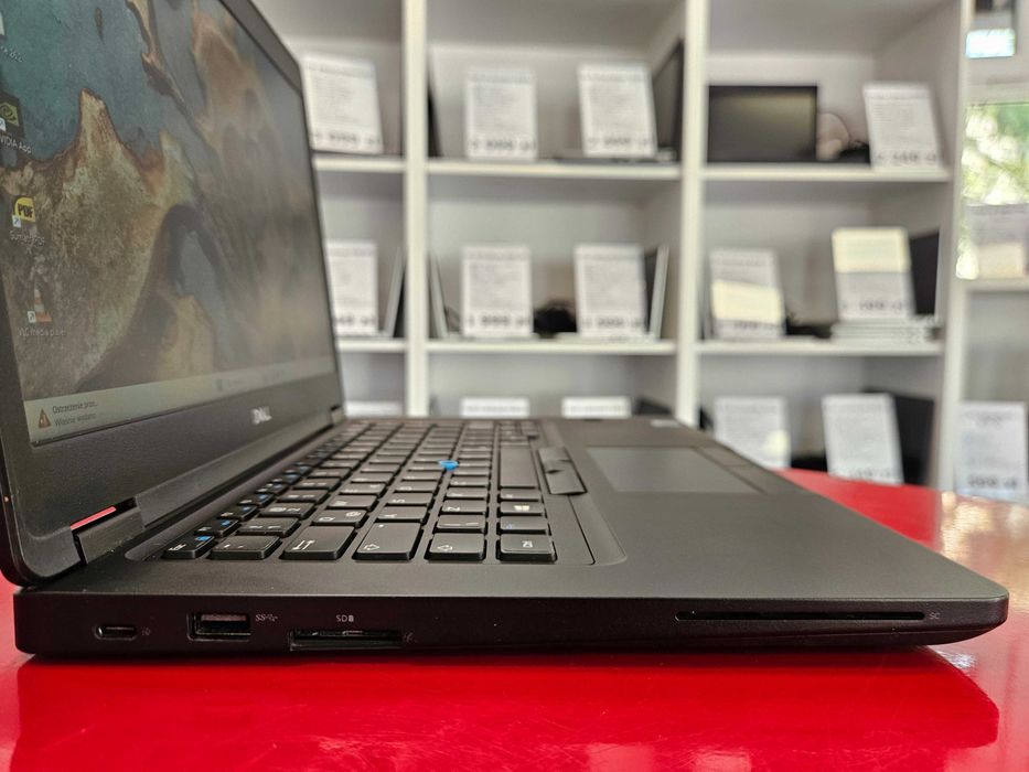Laptop Dell Latitude 5490 14" Intel i7-8650U 32GB RAM 512GB SSD IPS FHD NVIDIA MX130 2GB Windows 11 Faktura 23% Vat Gwarancja 12 Miesięcy PoFirmowe.pl
