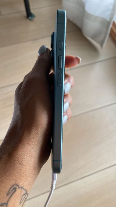 Iphone 16 - 128g