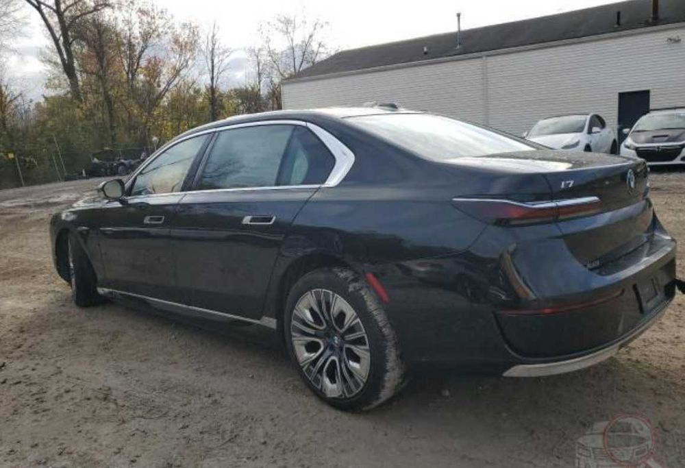 Разборка BMW I7 G70 бампер капот крыло фара крышка фонарь подвеска БМВ