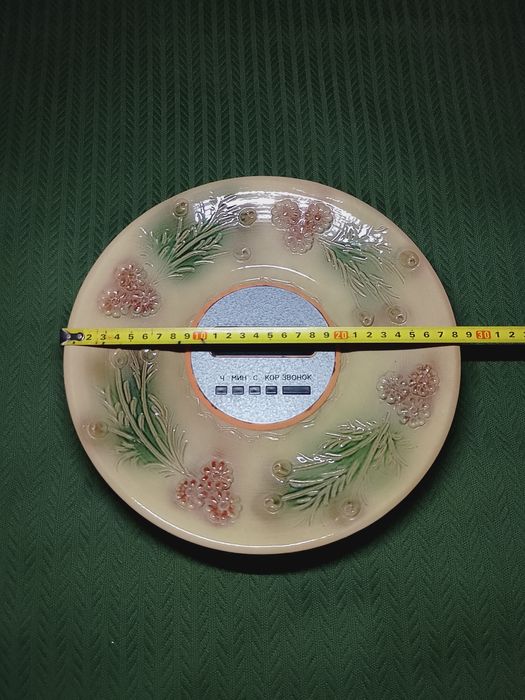 Сигнал-2 электронные проводные настенные часы