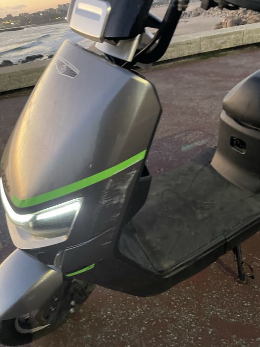 Moto/scooter eletrica