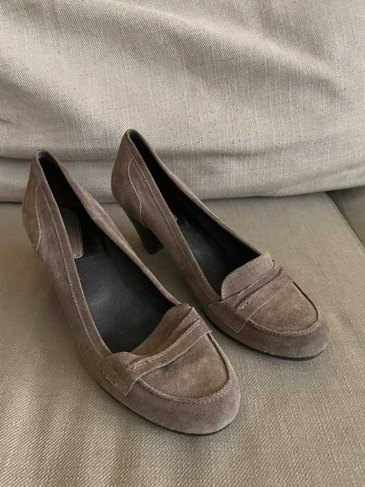 Buty na obcasie r. 40