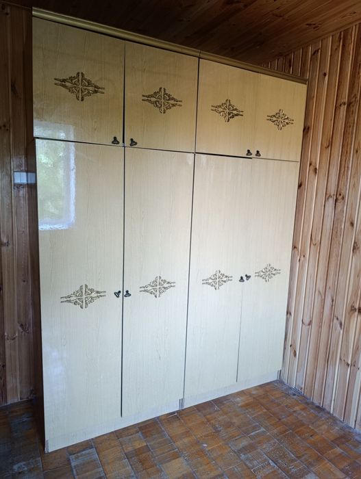 Шафа для  зберігання одягу, взуття та інших речей+2 тумбочки