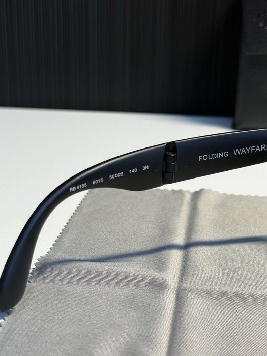 Ray-Ban Folding Wayfarer Matte Black