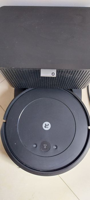 Aspirador robô em prefeitas condições