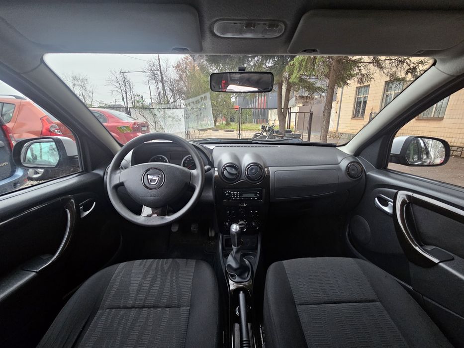 Продам Dacia Duster Laureat