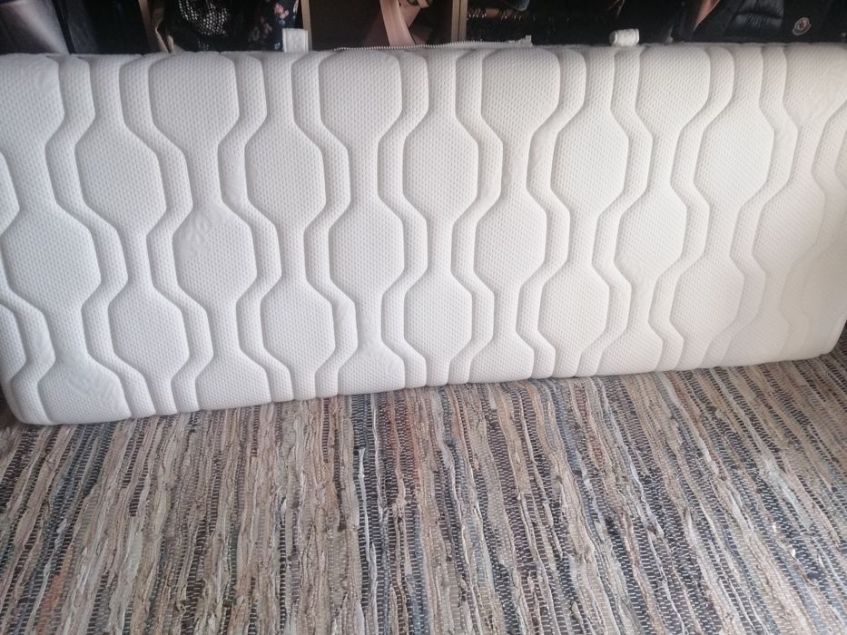 Estrados articulados elétricos com colchão