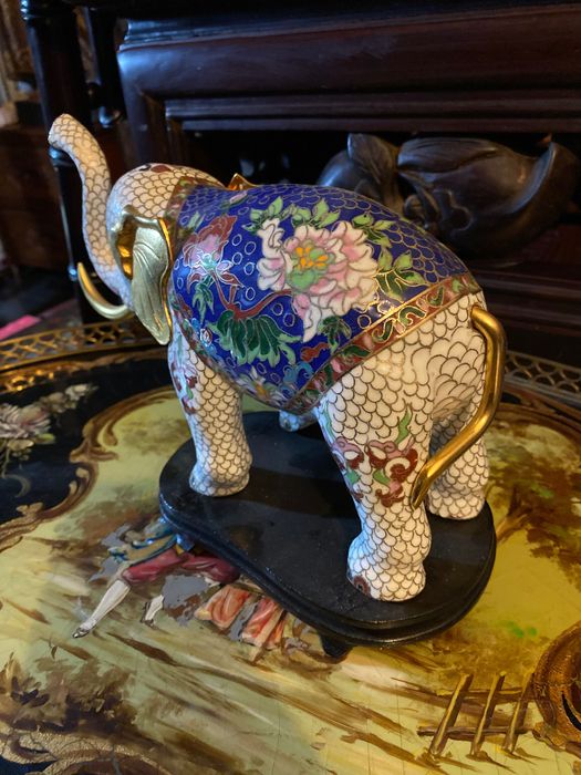 Escultura Elefante Cloisonne Ouro Centenário 25 centímetros