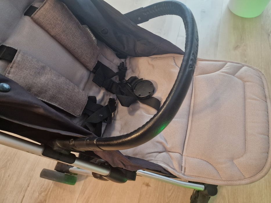 Wózek X-lander x-fly kompaktowa spacerówka