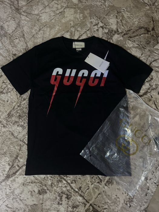 Футболки Gucci в двох кольорах