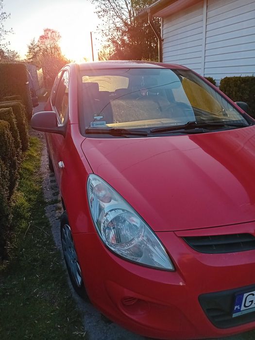 hyndai i20 1,2b 2010r