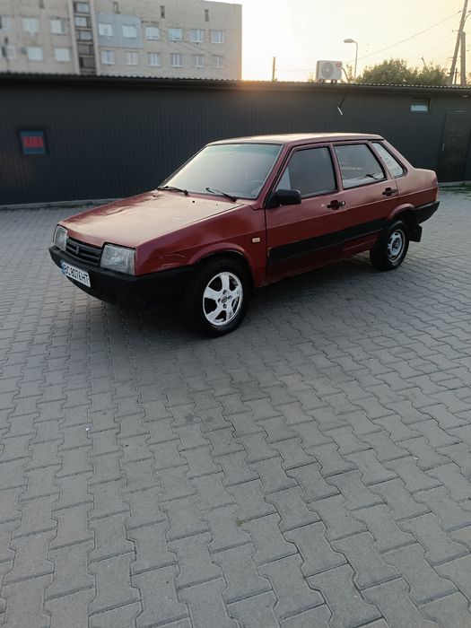 В продажі Ваз 21099