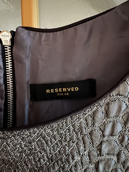 Sukienka Reserved