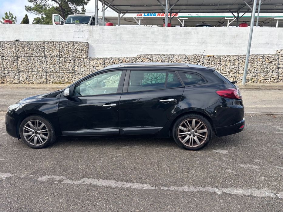 Renault Mégane GT Line Tourer 1.5 dCi 110 CV – Nacional | 2011 — photo 4