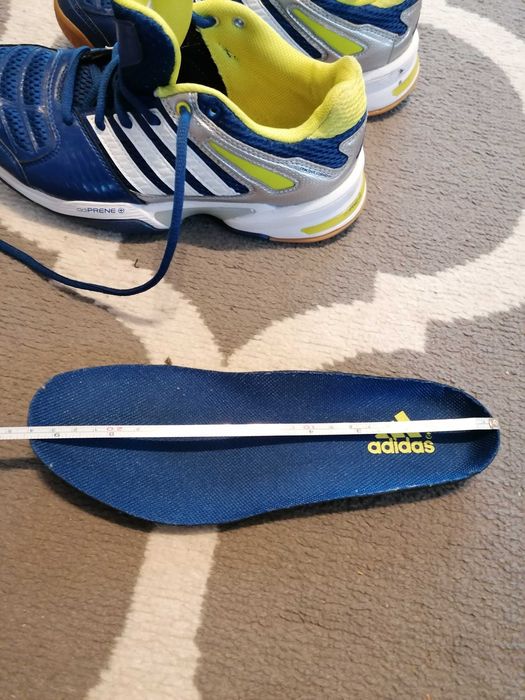 Adidas chłopięce sportowe buty 36,5