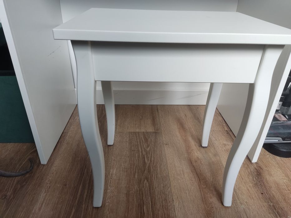 Toaletka brimnes Ikea ze stołkiem