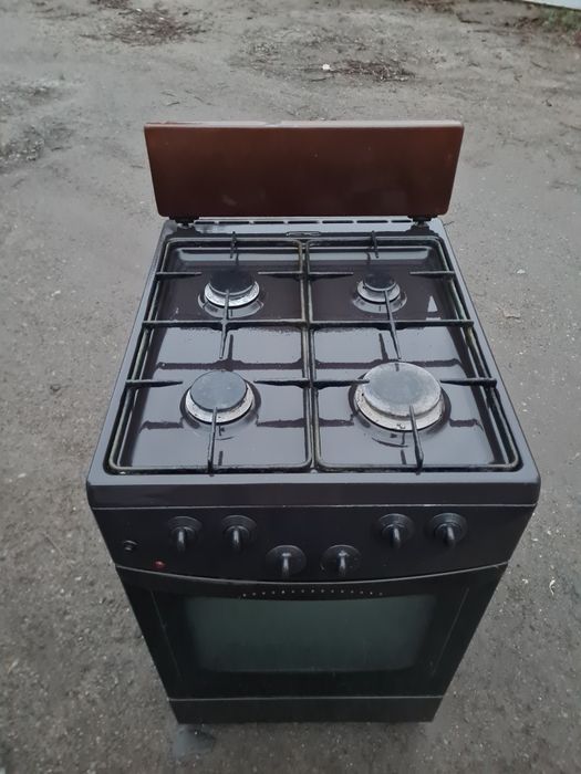 Газовая плита,  печь,  плитка, печка,  пічь газова