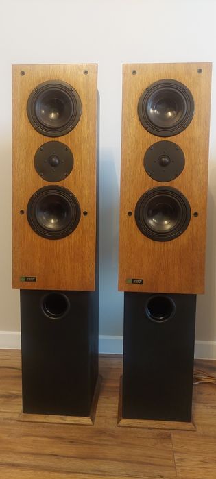 Kolumny głośnikowe EBT