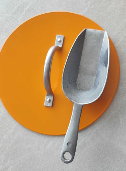 Balde de gelo cor laranja