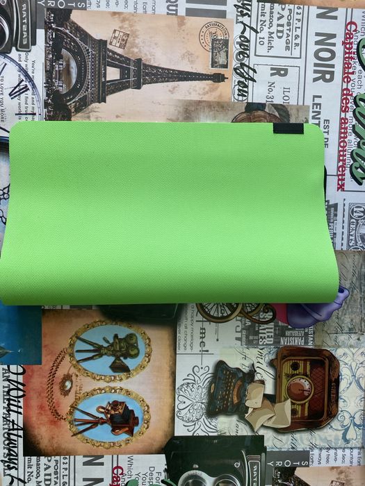 Коврик для мыши  RAZER GIGANTUS V2