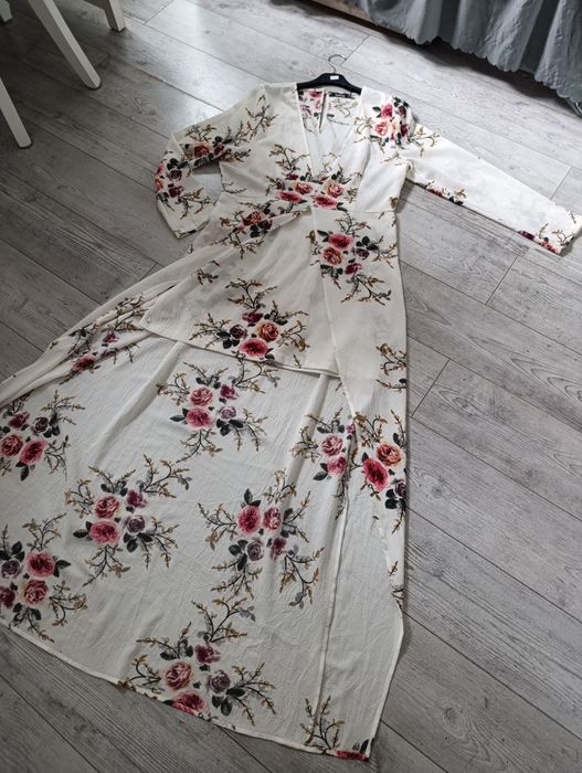Sukienka kremowa w  kwiaty maxi mini Boho